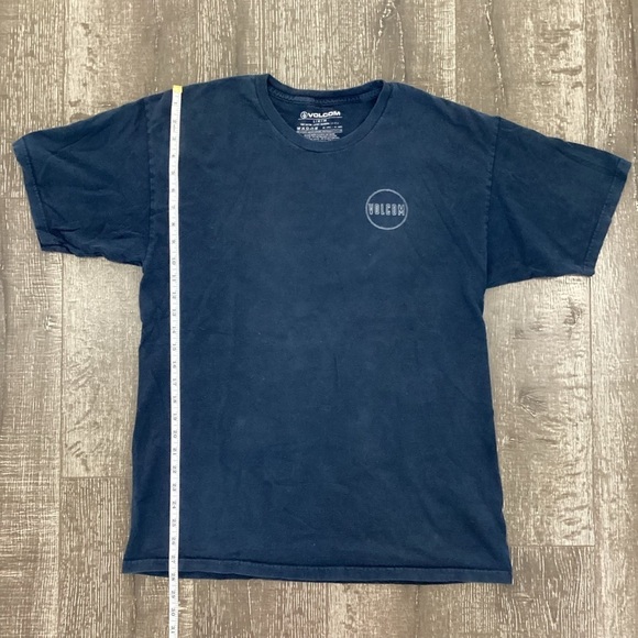 Volcom men’s graphic tee shirt - Picture 6 of 6